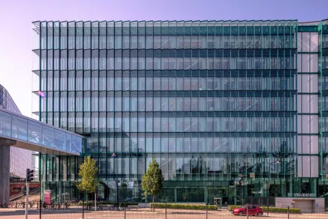 Biomedicum with AGC glass