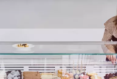 AGC-Application-displaycase